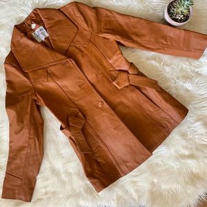 True Vintage! ✨ Wilson’s Saddle Brown Leather Coat
